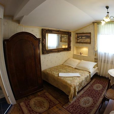 Florian Budget Rooms Cracovia Exterior foto
