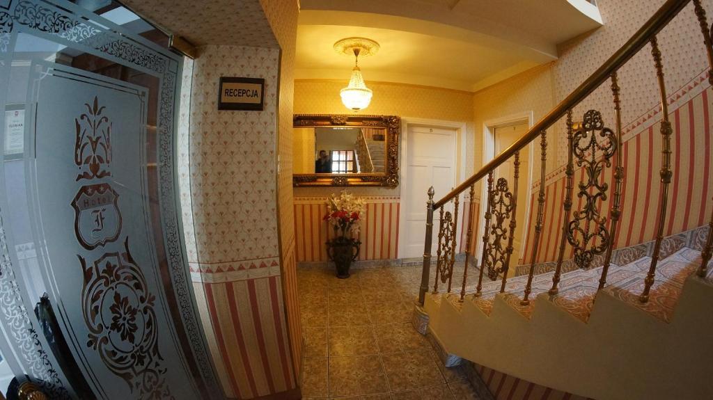 Florian Budget Rooms Cracovia Exterior foto