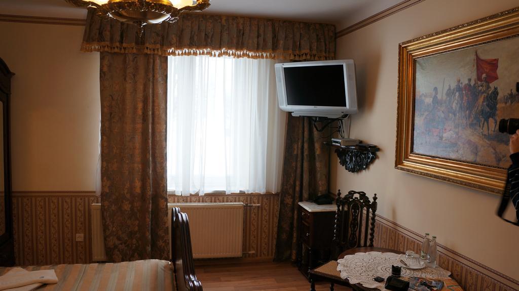 Florian Budget Rooms Cracovia Exterior foto