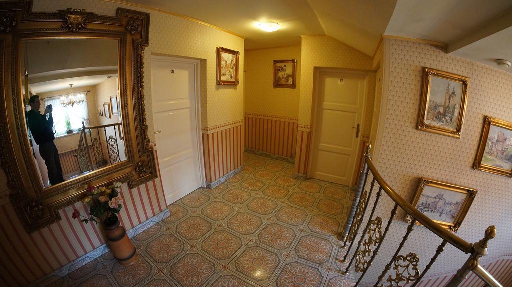 Florian Budget Rooms Cracovia Exterior foto