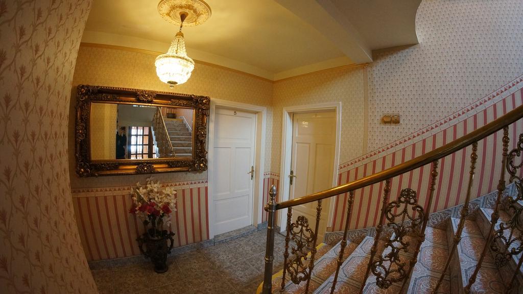 Florian Budget Rooms Cracovia Exterior foto